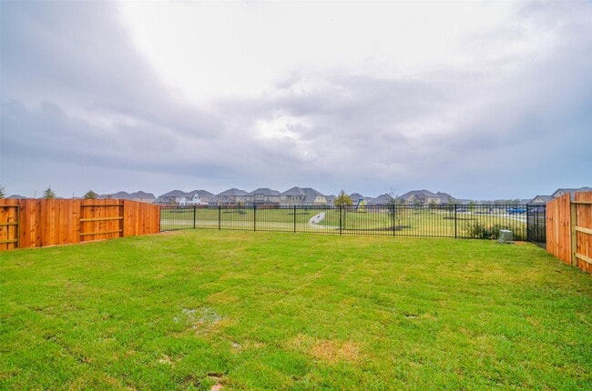 Building Photo - 18006 Westward Dale Dr