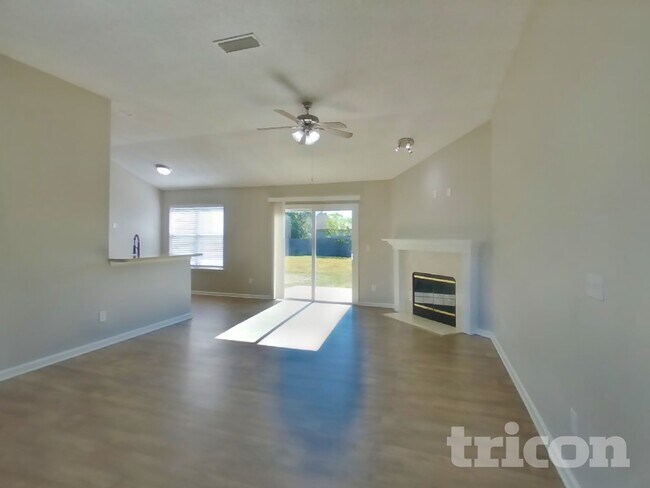 Building Photo - 11507 Otters Den Ct E