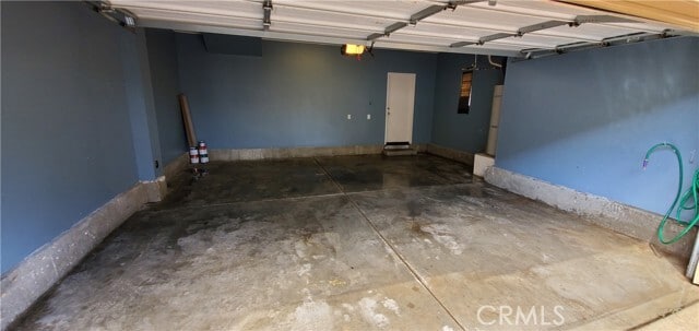 Building Photo - 1800 E Lakeshore Dr