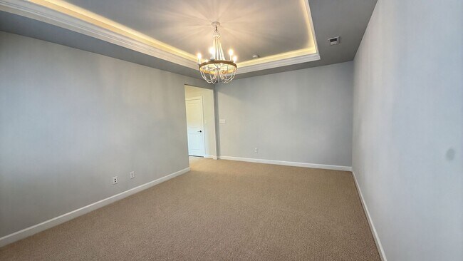 Building Photo - 2218 Sanibel Ln