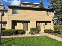 Building Photo - 47 W Utica St