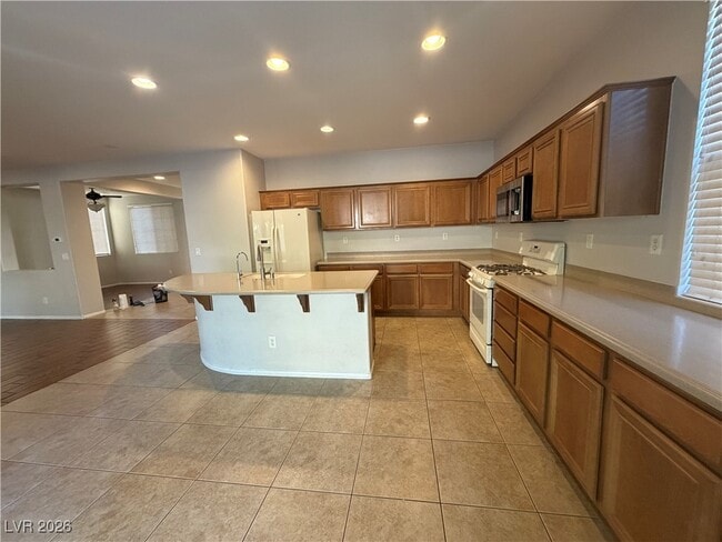 Building Photo - 4348 Desert Home Ave