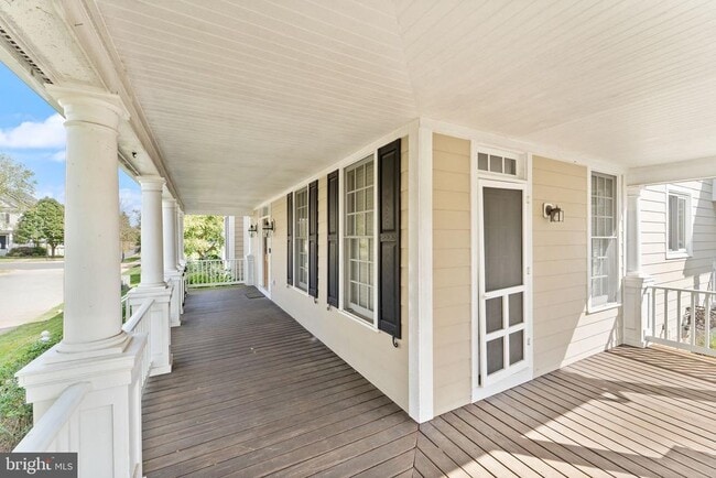 Building Photo - 708 Irvine Bank Ln