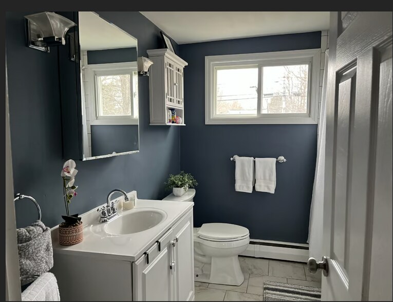 Building Photo - 1619 Washington Ave