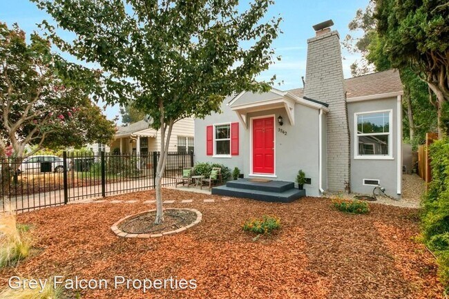 Building Photo - 2 br, 1 bath House - 3342 San Carlos Way