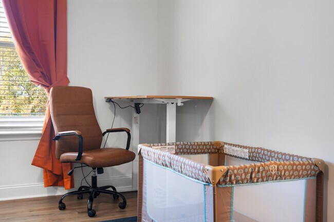 Building Photo - 4118 Bunker Dr