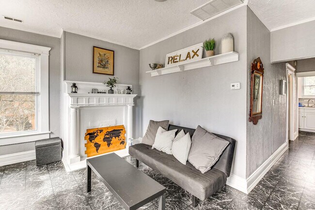 Building Photo - 9501 Granby St