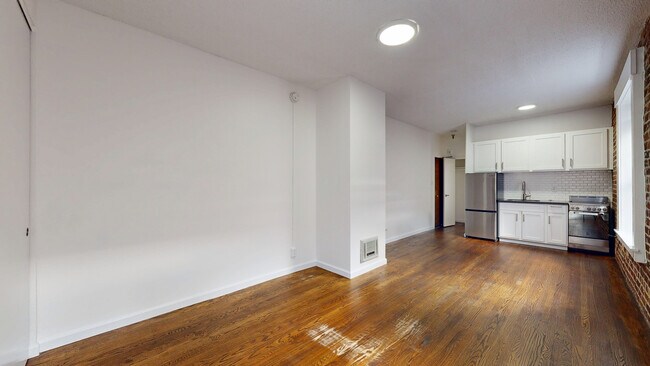 Building Photo - 145 Fell St