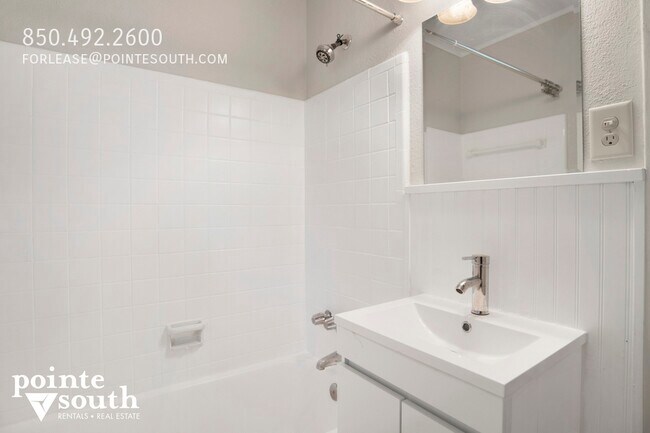 Building Photo - 51 Adkinson Dr