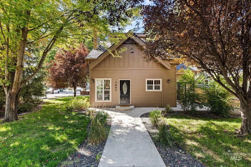 Building Photo - 1603 N 29th St