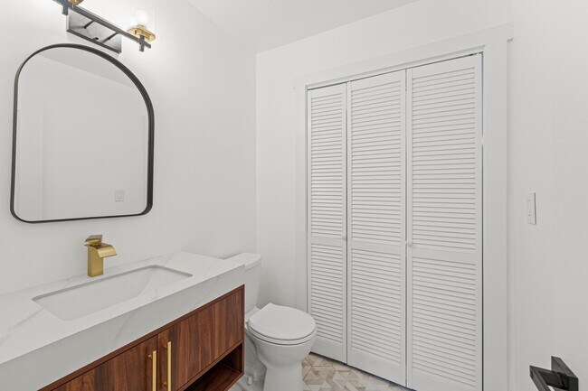 Building Photo - 312 Garfield Ave