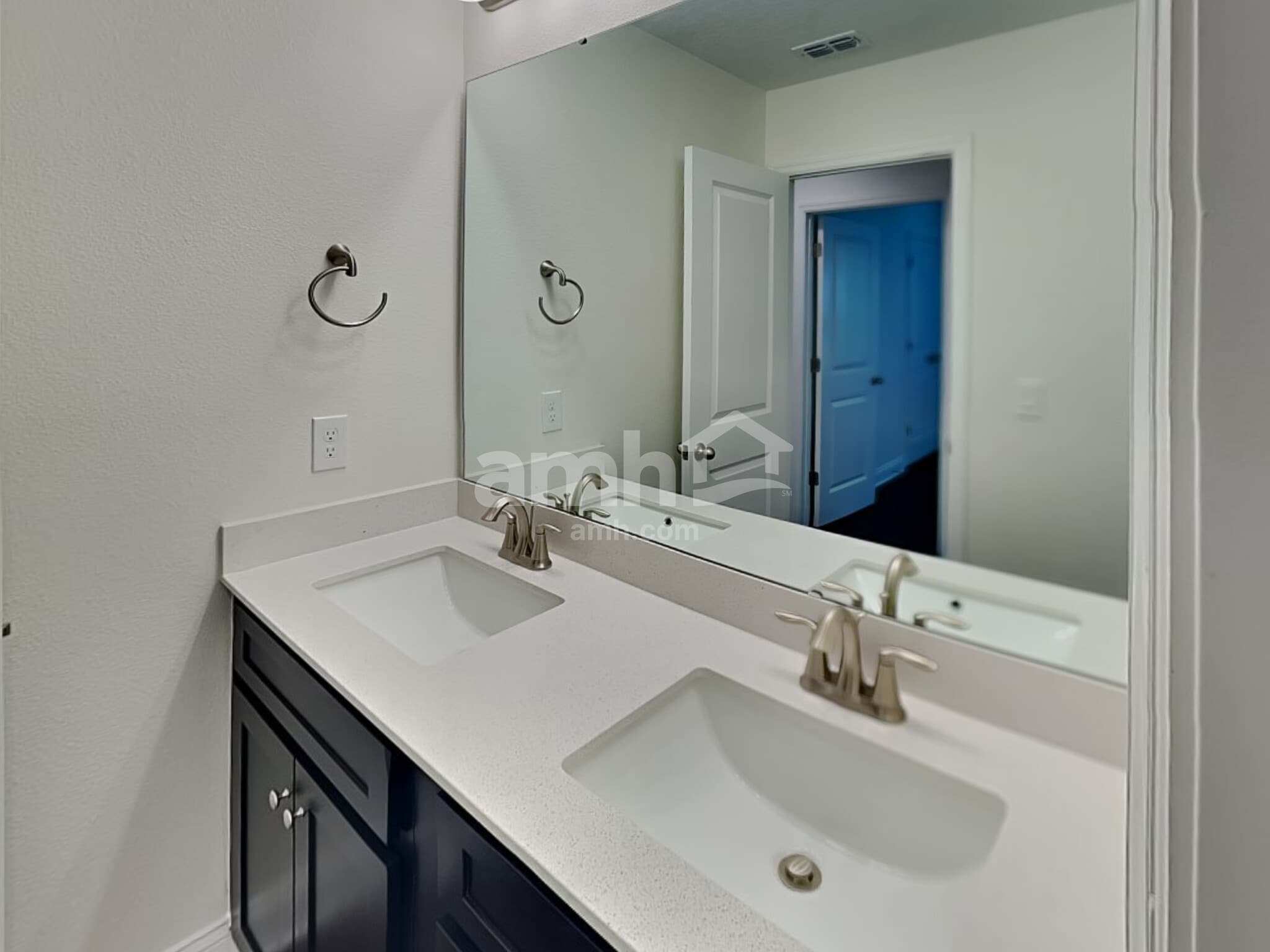 Building Photo - 6111 Little Blf Cir