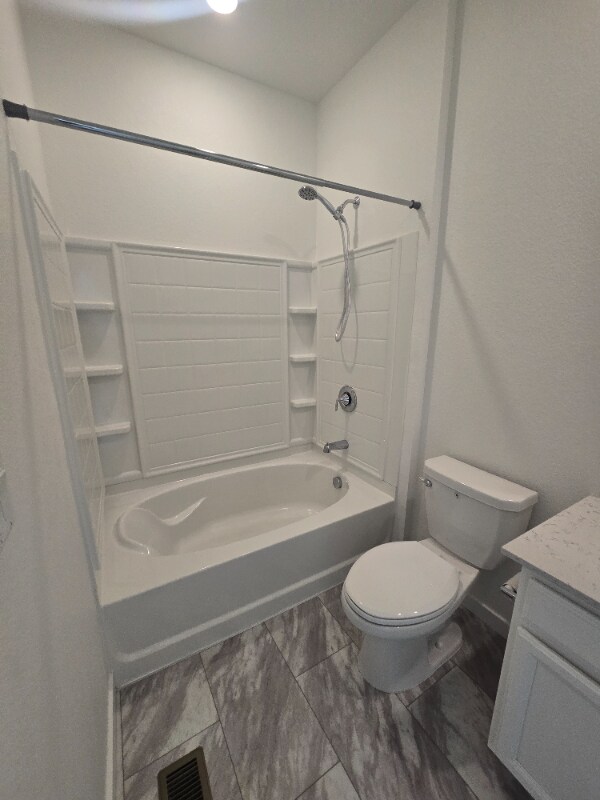 Building Photo - 5387 Euclid Dr