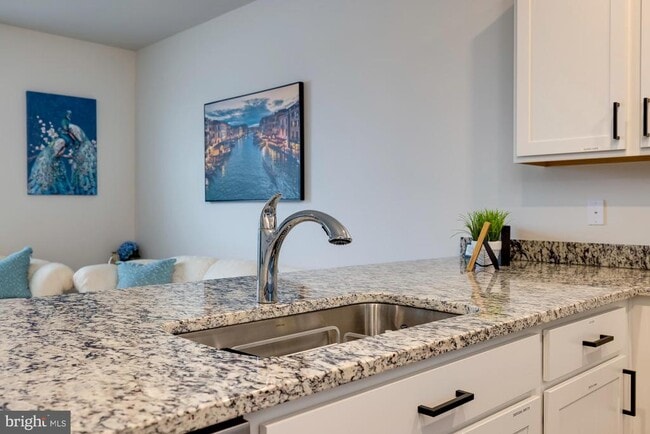 Building Photo - 262 Allison Dr