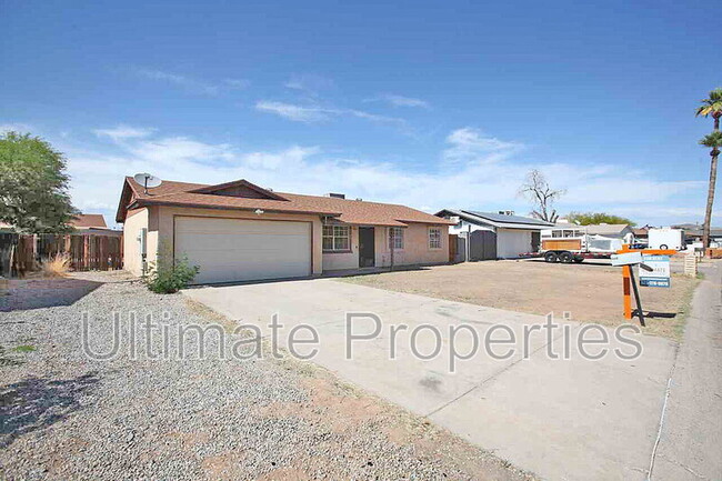Building Photo - 1614 W Sequoia Dr