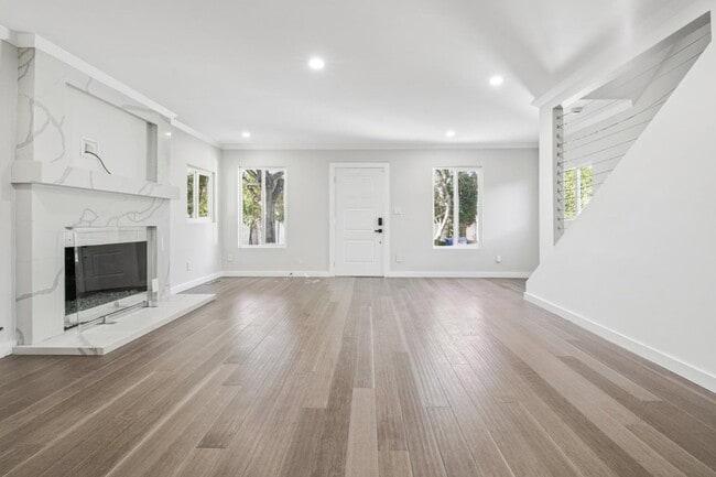 Building Photo - 6134 Fair Ave