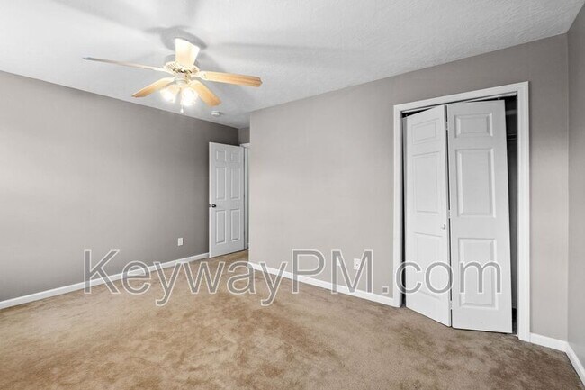 Building Photo - 435 St Julian Pl