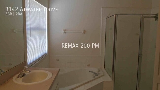 Building Photo - 3142 Atwater Dr