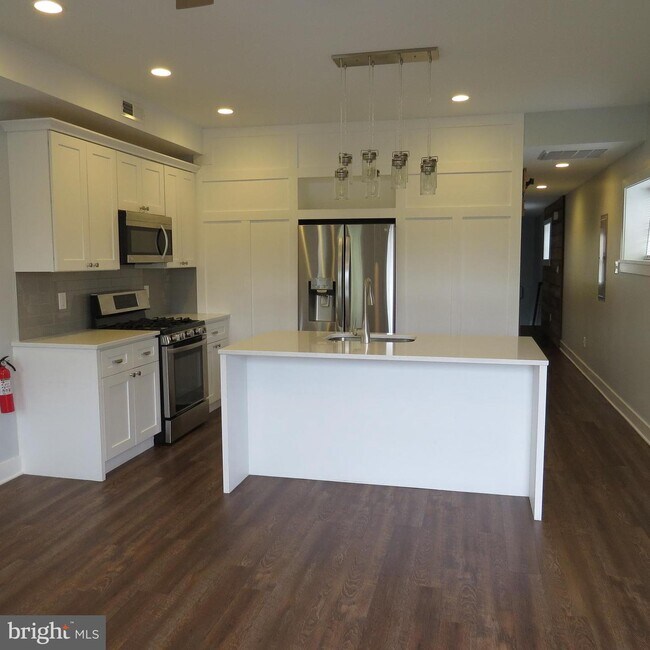 Building Photo - 308 N Haddon Ave