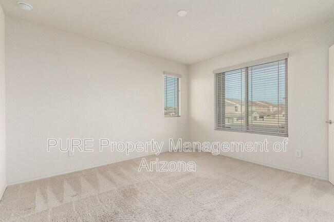 Building Photo - 5616 N 90th Dr