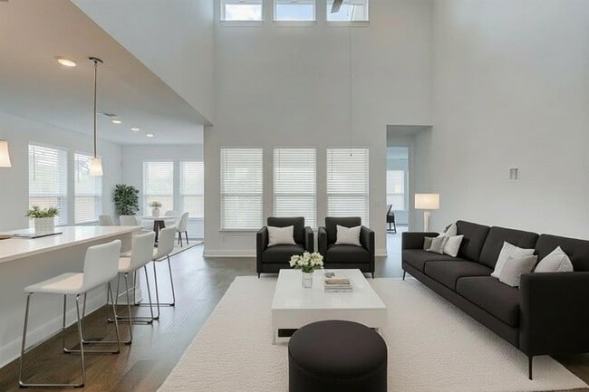 Building Photo - 5705 Cimarron Rdg Ln