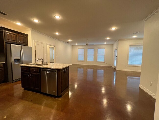 Building Photo - 2964 Elkton Trail