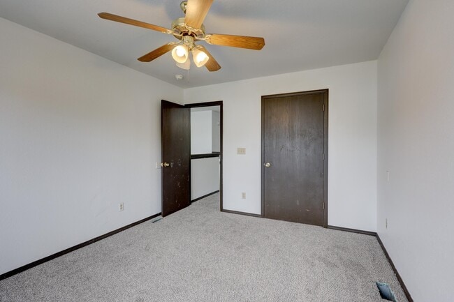 Building Photo - 717 N Walker St