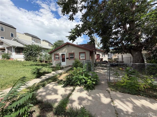Building Photo - 1266 Osceola St