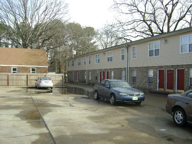 Primary Photo - 6225 Alexander St