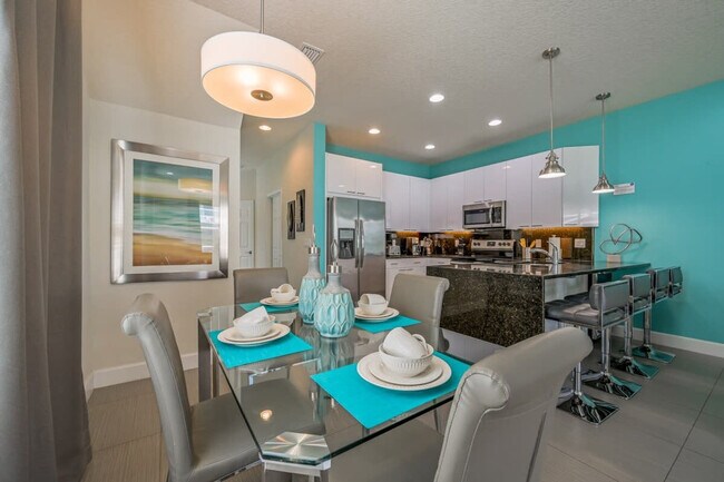 Building Photo - 1651 Retreat Cir