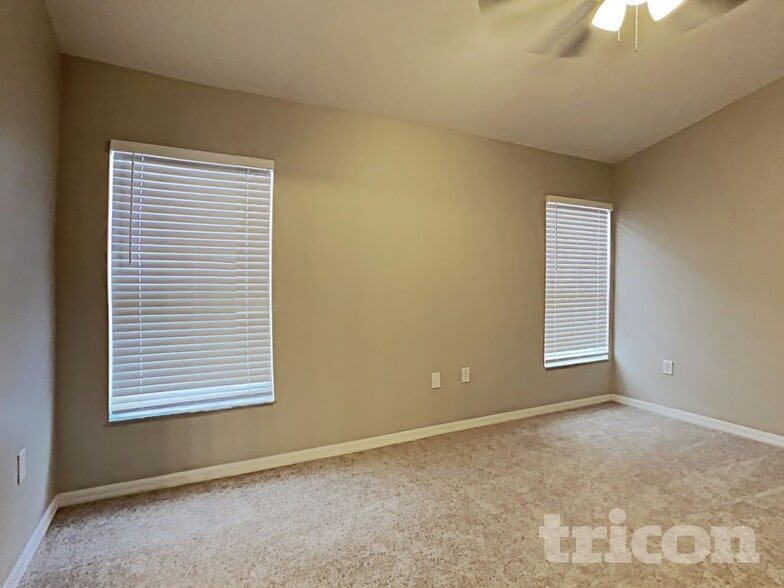 Building Photo - 3027 Wild Pepper Ave