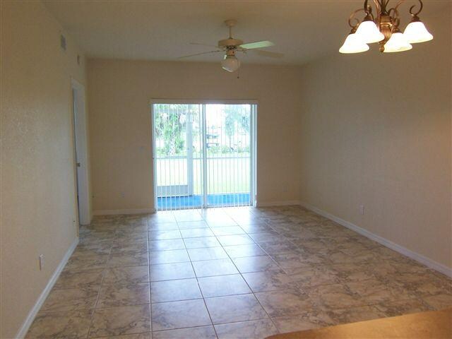 Building Photo - 1352 San Cristobal Ave
