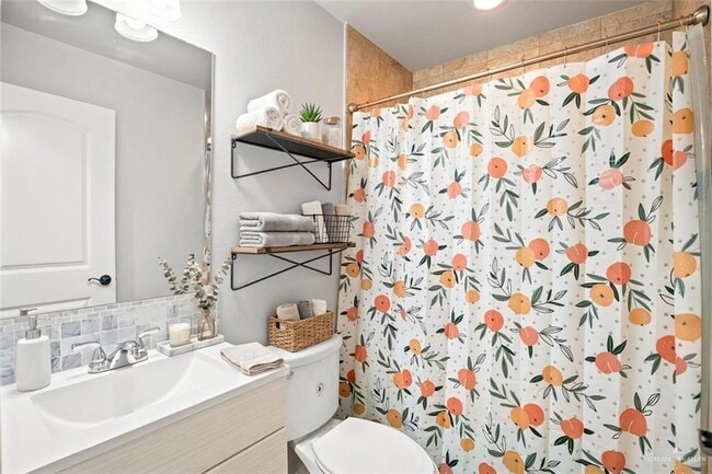 Building Photo - 35 N 30th St