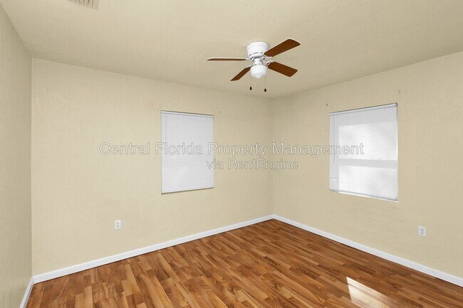 Building Photo - 226 S Hill Ave