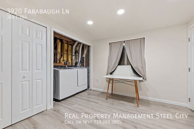 Building Photo - 3920 Farabaugh Ln