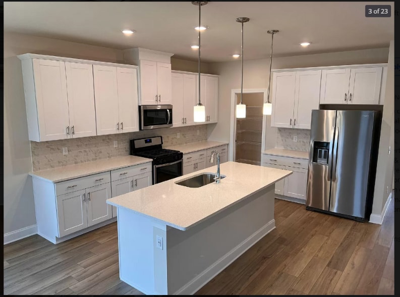 Building Photo - 1310 Tulip Ct