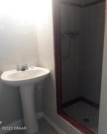 Building Photo - 325 Ribault Ave