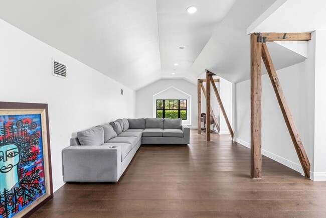 Building Photo - 14289 Equestrian Way