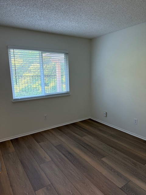 Building Photo - 641 S Iron Horse Ln