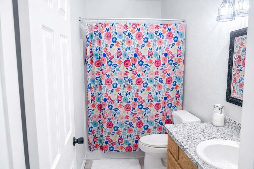 Building Photo - 505 S 1st St