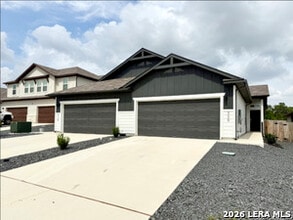 Building Photo - 339 Nespral Dr