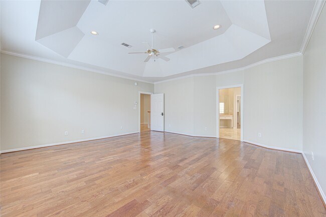 Building Photo - 2124 Nantucket Dr