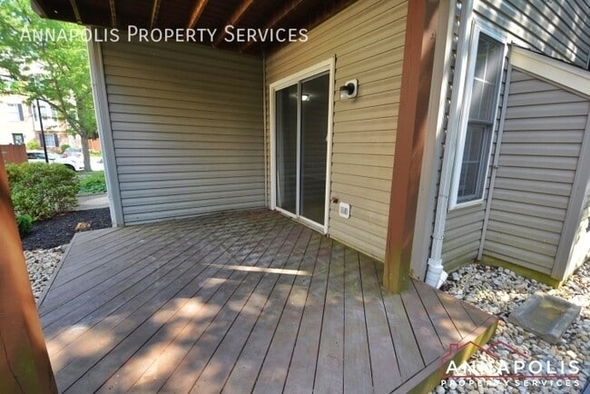 Building Photo - 225 Tilden Way