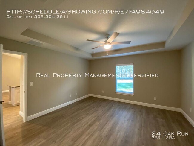Building Photo - 24 Oak Run