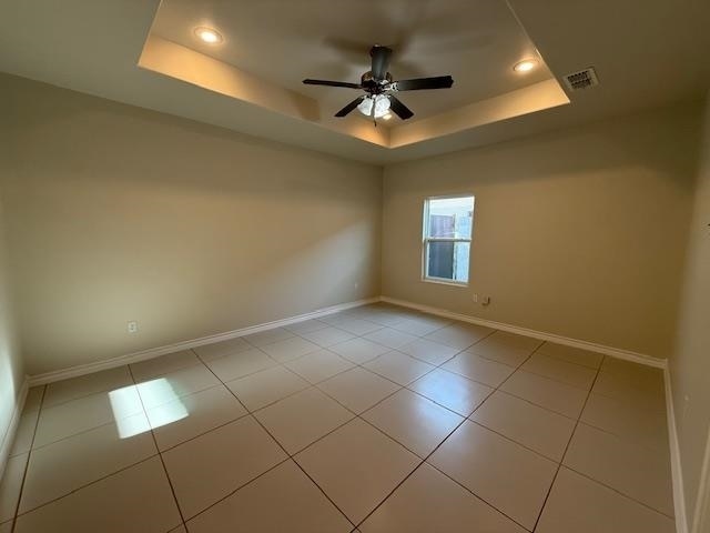 Building Photo - 6007 Maryam Dr