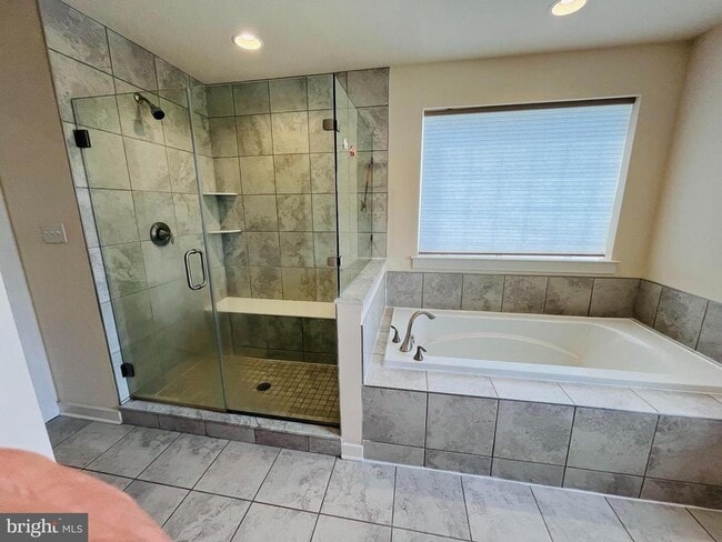 Building Photo - 307 Appleford Cir