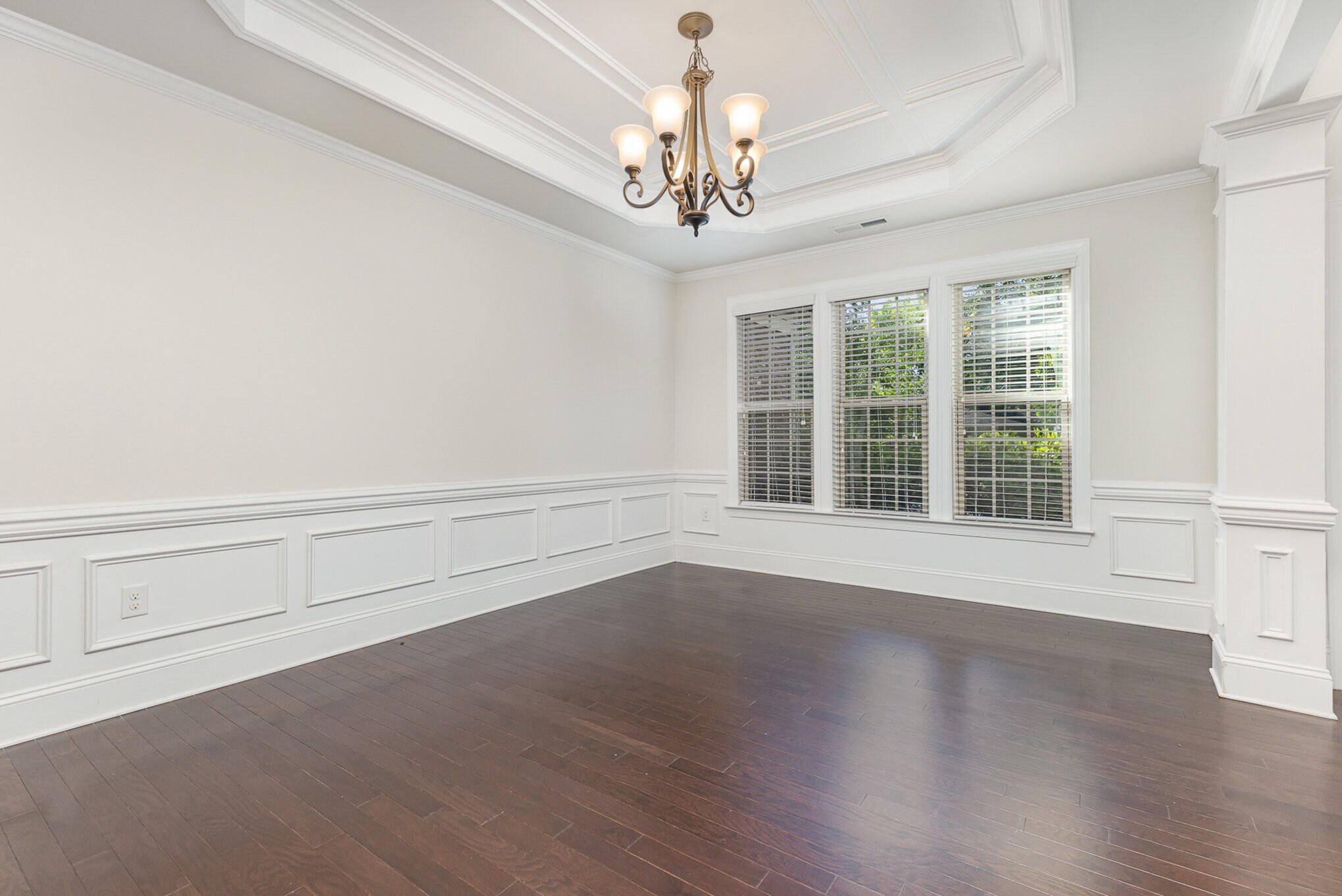 Building Photo - 9909 Woodland Watch Ct