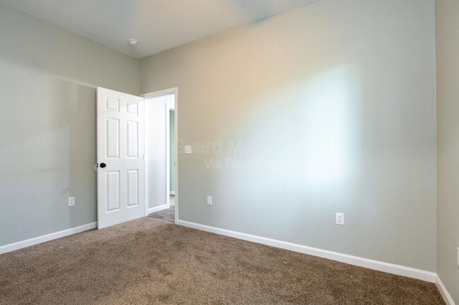 Building Photo - 1601 S Pattie St