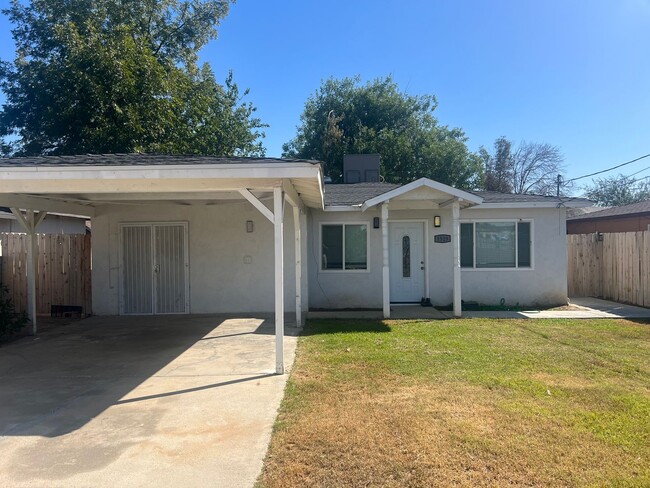Primary Photo - Charming 3 bedroom & 2 bath For Rent!