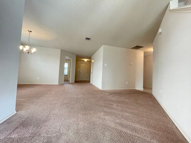 Building Photo - Keller ISD-5 BED, 4 BATH-AMAZING PRICE!